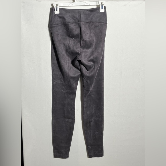 White House Black Market Grey Runway Vegan Suede Leggings sz 2 - Picture 4 of 12